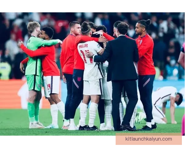 桑德兰纪录片热潮引发球迷关注，掀起对俱乐部历史的新讨论